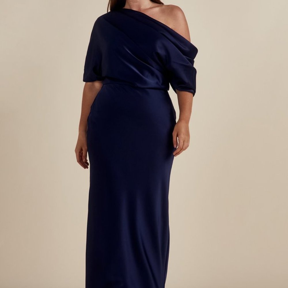 NEW Amsale Pryce Off-the-Shoulder Column Dress